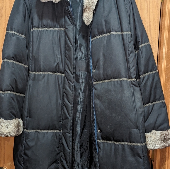 Women's winter coat - Picture 1 of 10